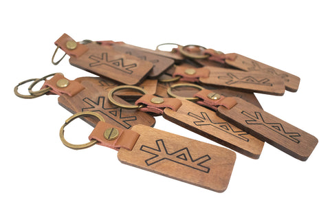 Image of safe travels bindrune keychain