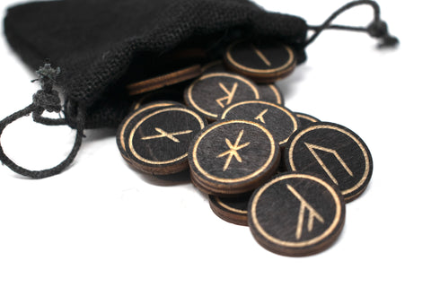Image of younger futhark rune set