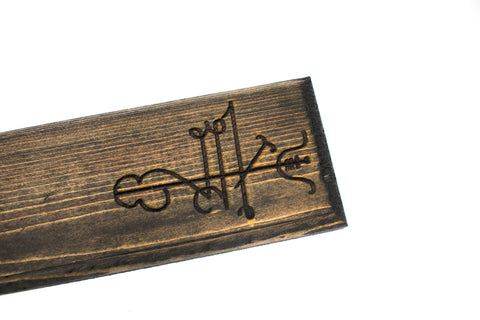 Image of Lukkustafir (good luck) incense dish