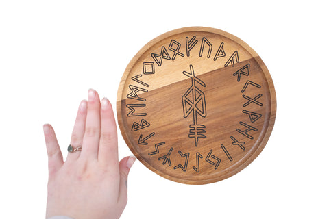 Image of Odin offering plate