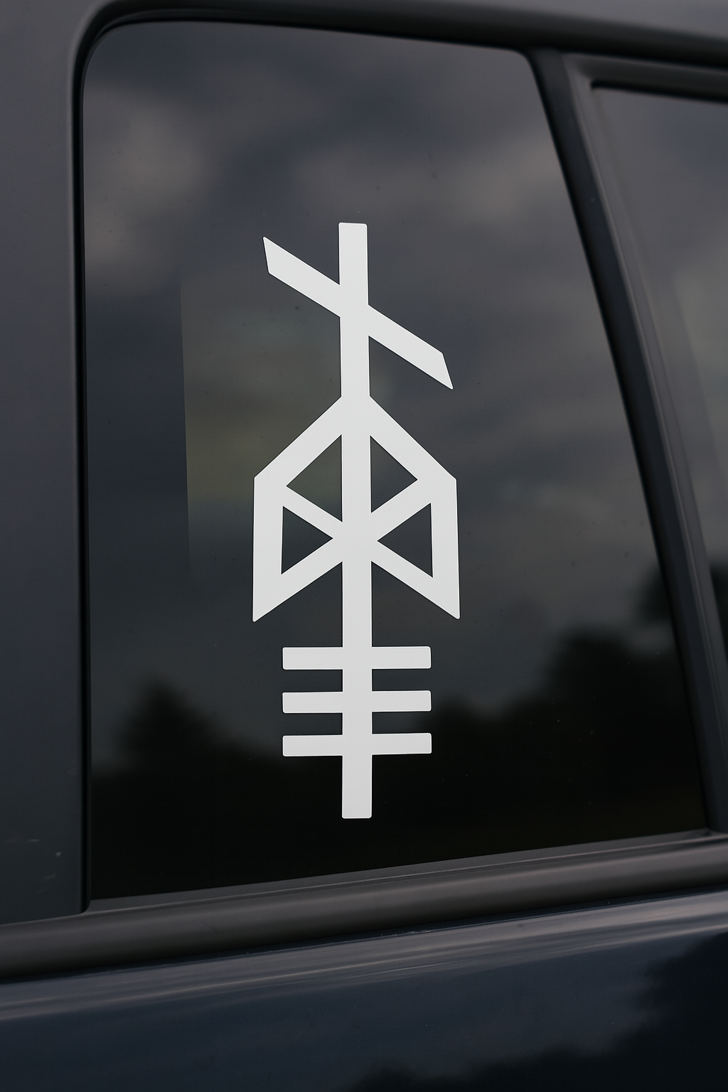 Odin bindrune decal