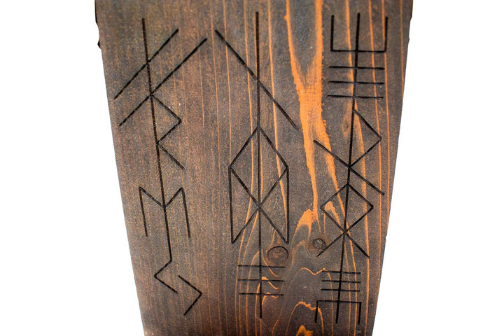 bindrunes of the norse gods altar