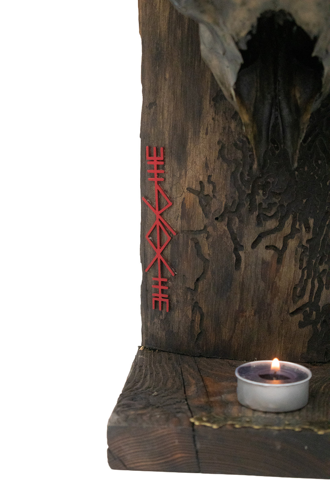 Decrepit Goat Skull Thor Bindrune Altar