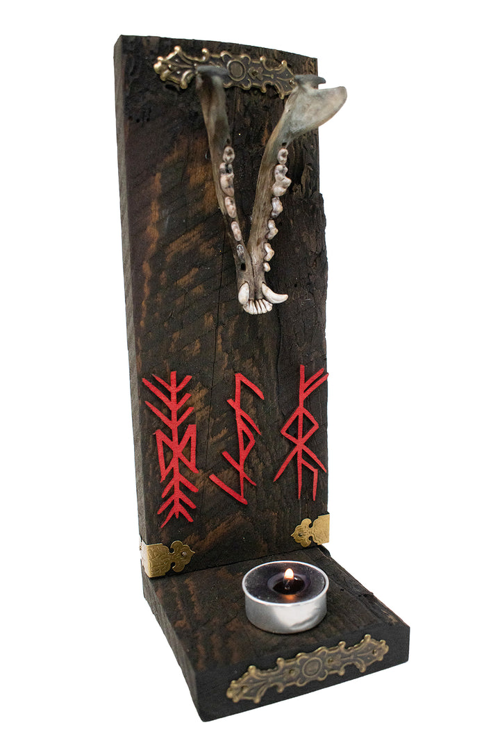 Fox Jawbone Triple Bindrune Altar