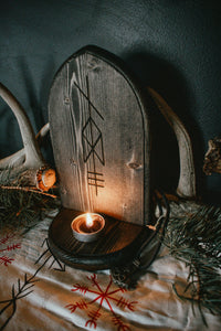 Odin bindrune altar