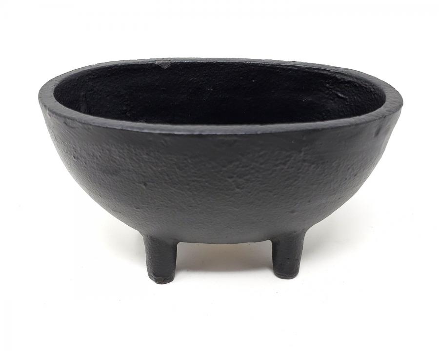 Oval cast iron cauldron